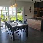Am Berg * Hohenfels-Essingen