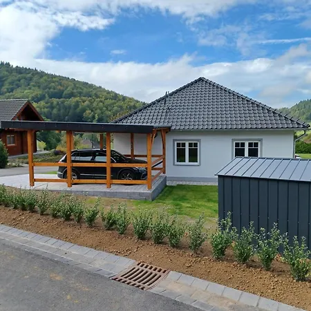 Am Berg Willa Hohenfels-Essingen