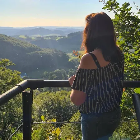 Am Berg * Hohenfels-Essingen