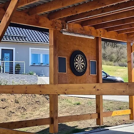 Villa Am Berg Hohenfels-Essingen