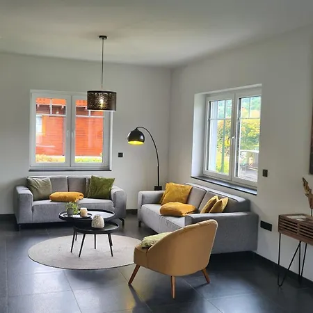 Villa Am Berg Hohenfels-Essingen