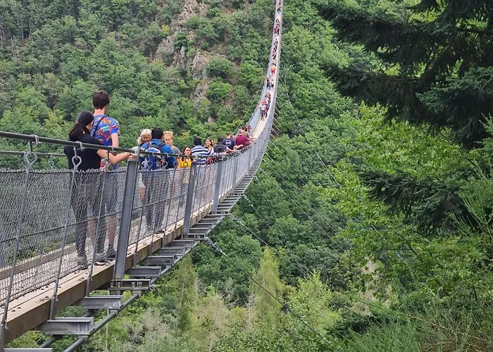 Am Berg Vila Hohenfels-Essingen