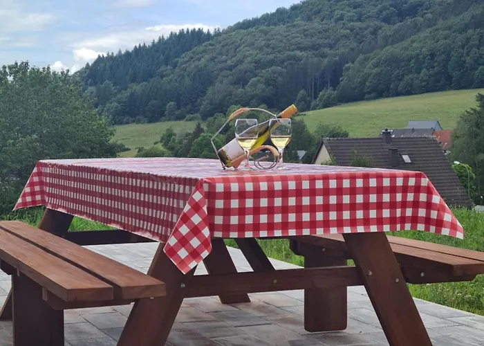 Am Berg Vila Hohenfels-Essingen