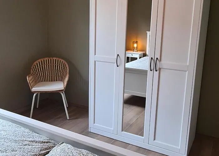 Am Berg * Hohenfels-Essingen