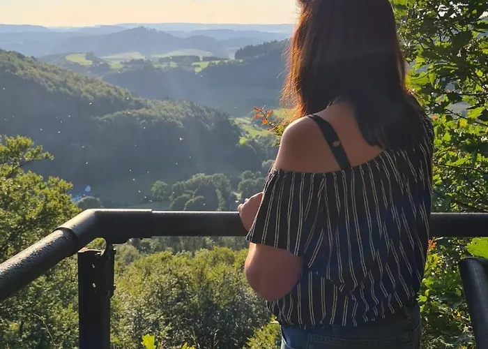 Am Berg * Hohenfels-Essingen